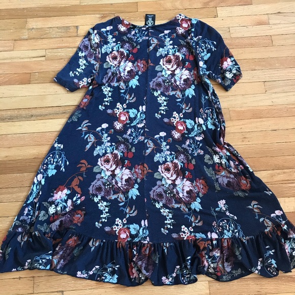 Ruffled tunic - Picture 3 of 5